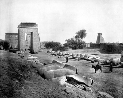 एवेन्यू ऑफ स्फिंक्स, कार्नक, मिस्र, 1893। द्वारा जॉन एल। स्टोडर्ड