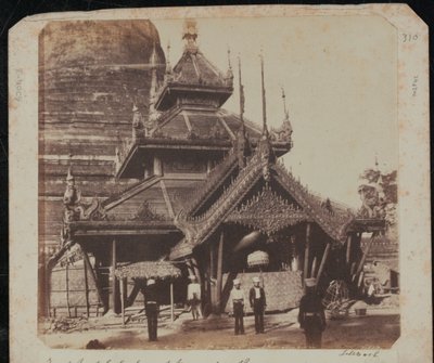 प्रोम (प्याय) में महान पैगोडा का उत्तर-पूर्व दृश्य द्वारा जॉन मैककोश