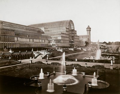 लंदन में क्रिस्टल पैलेस: उद्यान और फव्वारे, c.1870 (b/w फोटो) द्वारा जोसेफ पैक्सटन