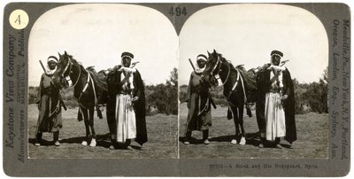 एक शेख और उनके अंगरक्षक, सीरिया, 1900s। द्वारा कीस्टोन व्यू कंपनी