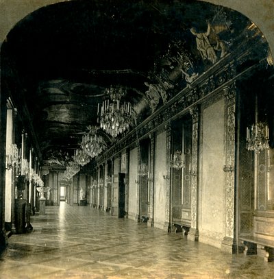 द ग्रेट बैंक्वेटिंग हॉल, रॉयल पैलेस, स्टॉकहोम, स्वीडन, 1904। द्वारा कीस्टोन व्यू कंपनी