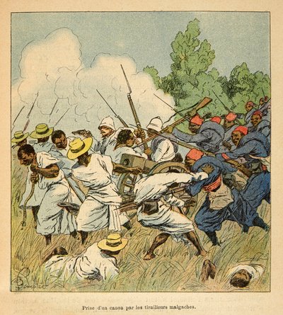 मेडागास्कर में युद्ध - हेनरी गैली डिट गैलिचेट (1854-1922) द्वारा 1885-1895 के फ्रांसीसी अभियानों का उपाख्यानात्मक इतिहास, लुई बॉम्बल्ड (1862-1927) द्वारा सचित्र: मालागासी ने 1895 में एम्बोलोमोंटी लड़ाई के दौरान एक तोप को जब्त कर लिया, निजी संग्रह द्वारा लुई चार्ल्स ने बमबारी की