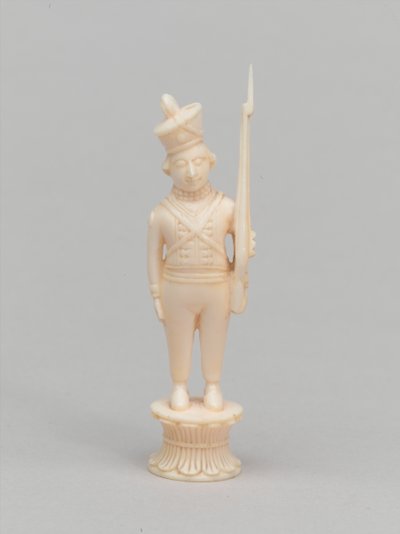 सफेद मोहरा, शतरंज का टुकड़ा, भारत, 1820 लगभग द्वारा Macneill MacLeay