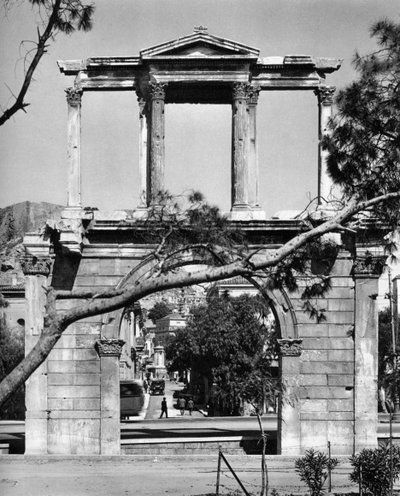 हैड्रियन आर्क, एथेंस, 1937। द्वारा मार्टिन हर्लिमैन