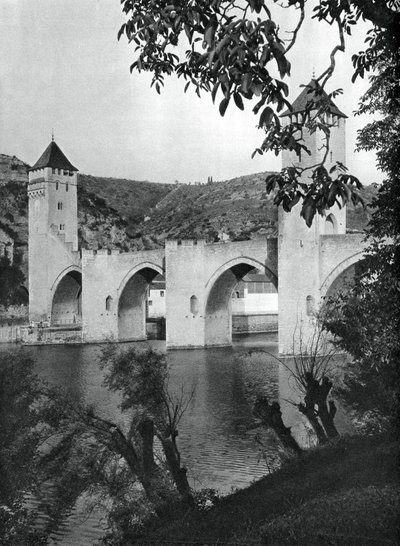 पोंट वैलेन्ट्रे, काहोर्स, फ्रांस, 1937। द्वारा मार्टिन हर्लिमैन