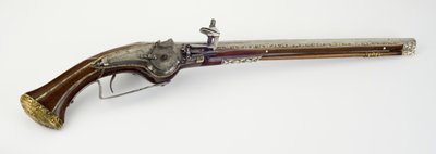 व्हील-लॉक होलस्टर पिस्तौल की जोड़ी में से एक, c.1650 (स्टील, sankewood, हड्डी या सींग, गिल्ट पीतल और लोहे) द्वारा मास्टर एचडब्ल्यू