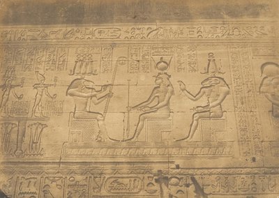 1849-50 के डेंडेरा टेंटायरिस के मंदिर के अग्रभाग से बास-राहतें। द्वारा मैक्सिम डू कैंप