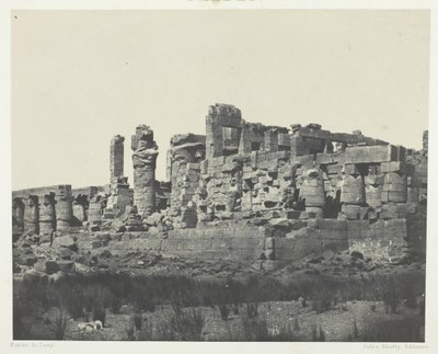 कर्णक पैलेस, हाइपोस्टाइल हॉल, नॉर्थ-ईस्ट एंगल से लिया गया, थेब्स, 184951, 1852 मुद्रित। द्वारा मैक्सिम डू कैंप