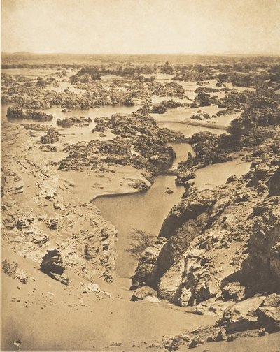 24 मार्च, 1850 को जिबेल-अबौसीर के शीर्ष से लिया गया दूसरा मोतियाबिंद का अभिमानपूर्ण दृश्य। द्वारा मैक्सिम डू कैंप