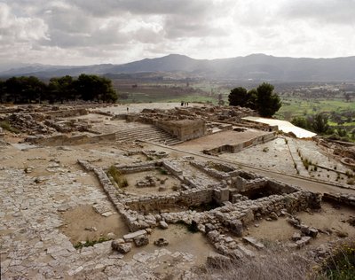 2700-1200 ई.पू., फिस्टोस के खंडहरों का दृश्य द्वारा Minoan