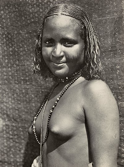 फासिस्ट युग में 'बिल्डिंग ए एम्पायर': एक हबाब गर्ल, 09/05/1936 (बी/डब्ल्यू फोटो) द्वारा मोडेस्टिनो बाल्डिनेटी