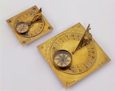 दो चल क्षैतिज Sundials, पेरिस, c.1720 (गिल्ट पीतल) द्वारा N. Bion