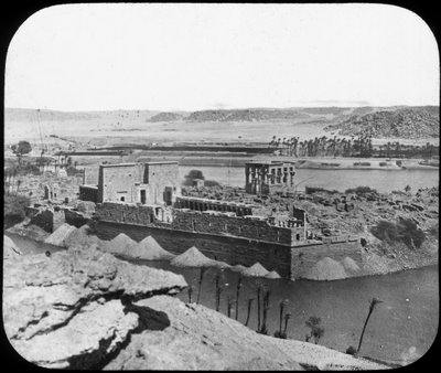 खंडहरों का सामान्य दृश्य, फिला, मिस्र, c1890। द्वारा न्यूटन और सह
