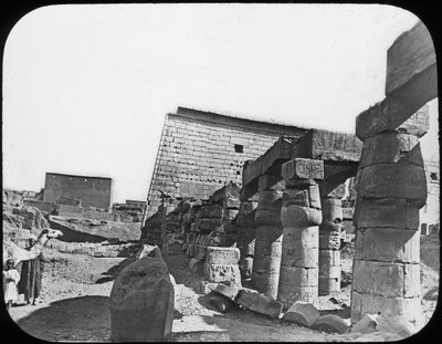ग्रेट टेम्पल, लक्सर, मिस्र, c1890 द्वारा न्यूटन और सह