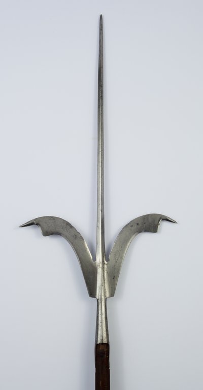 फ्रुअली स्पीयर, c.1600 (स्टील एंड रिस्टोर वुड) द्वारा उत्तरी इतालवी स्कूल