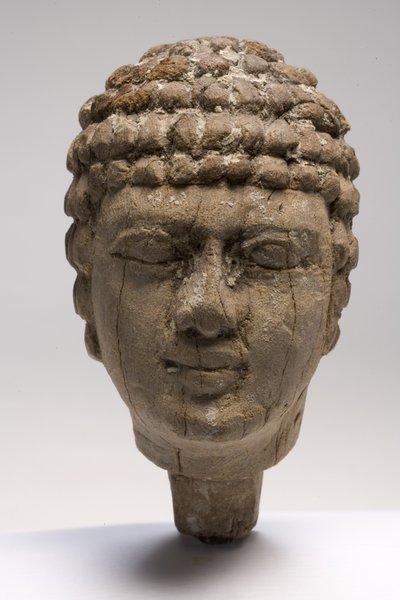एक आदमी का सिर (लकड़ी) (249003-4 और 249006 भी देखें) द्वारा Old Kingdom Egyptian