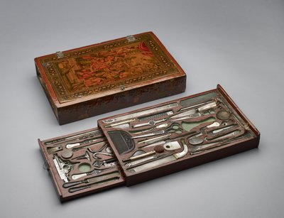 पवित्र परिवार को दर्शाने वाला टूल किट, c.1830 (मिश्रित मीडिया) द्वारा फारसी स्कूल