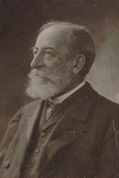 संगीतकार केमिली सेंट-सेंस 1835-1921, 1910 का पोर्ट्रेट। द्वारा फोटो स्टूडियो नादर।