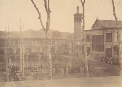 [शाह का महल, शाहफेटे डी सलाम, तेहरान, ईरान को सम्मान देते हुए [वही ..., 1840-60 के दशक। द्वारा संभवतः लुइगी पेस द्वारा।