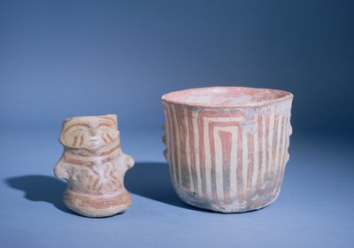 Hacilar, तुर्की से वेसल्स, c.5500-00 ईसा पूर्व (चित्रित मिट्टी के बर्तन) द्वारा प्रागैतिहासिक