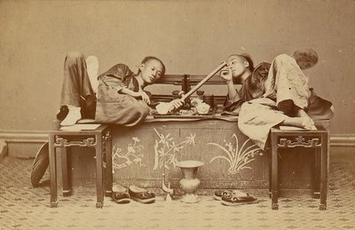 [अफीम धूम्रपान करने वालों], 1870 के दशक। द्वारा पुन लून