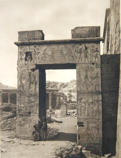 फिलै में आइसिस का मंदिर द्वारा आरएम जुंगेंदेल