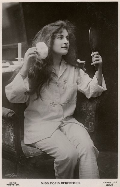 डोरिस बेर्स्फोर्ड, ब्रिटिश अभिनेत्री, c1900s। द्वारा रैपिड फोटो कंपनी