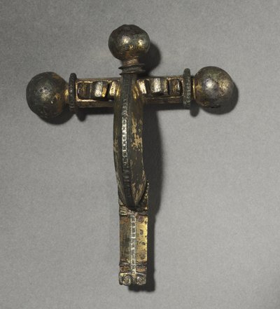 क्रॉसबो फिबुला, c.350-400 (कांस्य, गिल्ट-कांस्य, रजत और नाइलो) द्वारा उपन्यास