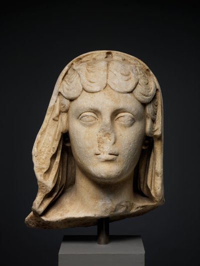 महारानी फॉस्टिना द यंगर का पोर्ट्रेट, c.161–180 AD (संगमरमर) द्वारा उपन्यास