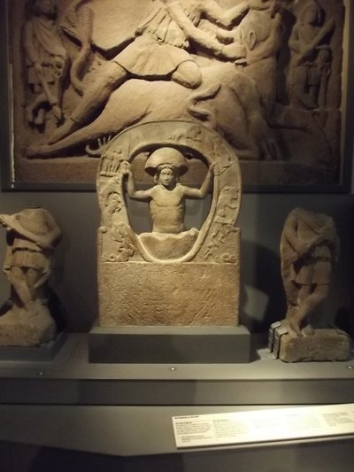 मिथ्रेअम ऑफ़ द मिथ्रेअम फ्रॉम हाउसस्टैड्स, 3 शताब्दी ई द्वारा Roman