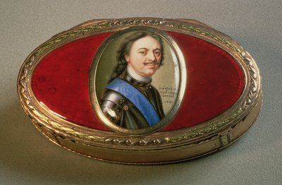 पीटर द ग्रेट, 1727 (स्वर्ण) के चित्र लघु के साथ स्नफ़ बॉक्स द्वारा Russian School