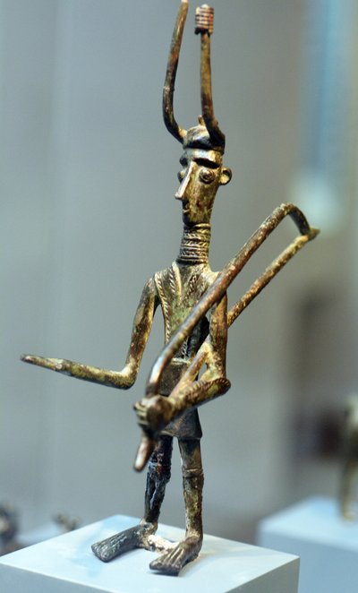 एक योद्धा की मूर्ति, c.1800-1200 ईसा पूर्व (कांस्य) द्वारा सार्डिनिया नूरजिक सभ्यता