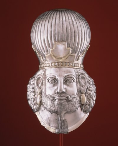 एक राजा का सिर, c.4 वीं शताब्दी (चांदी, पारा गिल्डिंग) द्वारा ससैनियन स्कूल