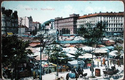 वियना में नैशमार्क (खाद्य बाजार) को दर्शाने वाला पोस्टकार्ड, c.1915 (कलर लिथो) द्वारा स्कूल ऑस्ट्रियन