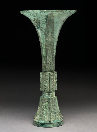 वाइन कंटेनर, या 'गु', स्वर्गीय शांग राजवंश, c.12 वीं शताब्दी ईसा पूर्व (कांस्य) द्वारा स्कूल चीनी