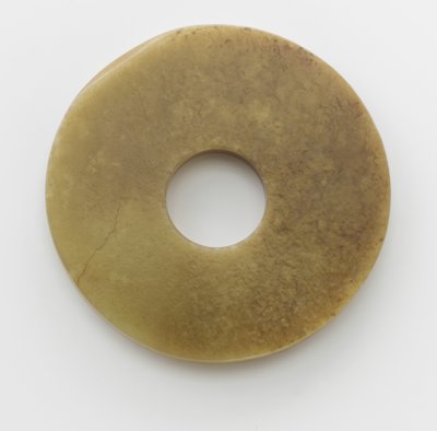 अनुष्ठान डिस्क (द्वि) (जेड) द्वारा Shang Dynasty Chinese School
