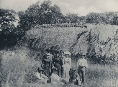 जिम्बाबई खंडहर (बी/डब्ल्यू फोटो) द्वारा दक्षिण अफ्रीकी फोटोग्राफर