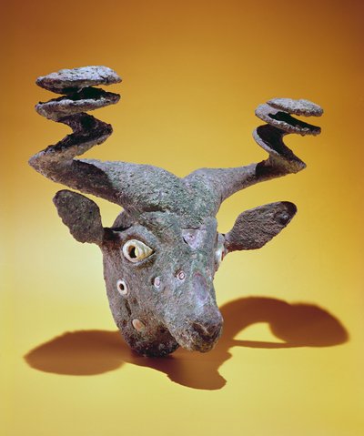 इराक से एक बुल के प्रमुख, c.2000 ईसा पूर्व (कांस्य und खोल) द्वारा Sumerian