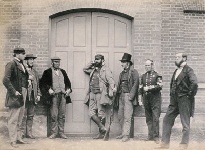 हॉल्कम हॉल, नॉरफ़ॉक में कर्मचारी, c.1863 (एल्बम प्रिंट द्वारा थॉमस हारकोर्ट पॉवेल