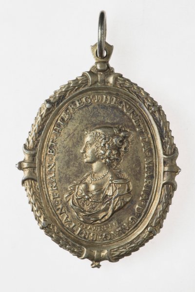 चार्ल्स I और हेनरीटा मारिया समर्थक बैज, c.1649 (सिल्वर गिल्ट) द्वारा थॉमस रॉलिन्स