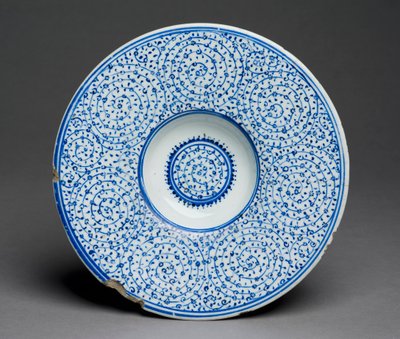 टोंडिनो डिश, इज़्निक गोल्डन हॉर्न वेयर, तुर्की, c.1535-45 (नीले रंग के साथ पत्थर पेस्ट) 88; द्वारा तुर्की स्कूल