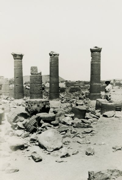  द्वारा उगो मोनेरेट डी विलार्ड