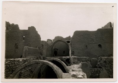  द्वारा उगो मोनेरेट डी विलार्ड