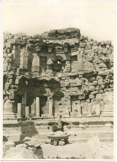  द्वारा उगो मोनेरेट डी विलार्ड