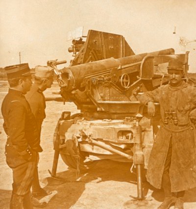 75 स्वचालित विमानभेदी बंदूक, c1914-c1918 द्वारा अज्ञात