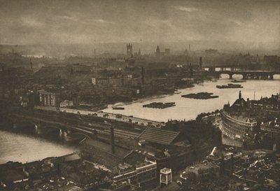 सेंट पॉल्स डोम पर क्रॉस से वंडरफुल लंदन में एक विदाई देखो, c1935। द्वारा अज्ञात