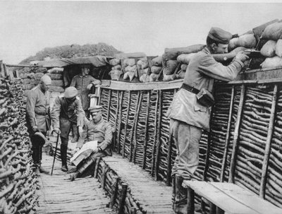 एक जर्मन खाई, प्रथम विश्व युद्ध, 1915 द्वारा अज्ञात