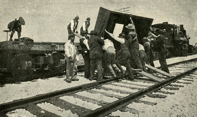 एक विशेष माल ट्रेन रेल पर ले जाती है, 1901। द्वारा अज्ञात