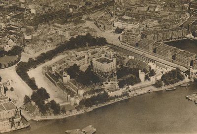 विलियम द विजेता द्वारा उनके किले का एक दृश्य अकल्पित: हवा से टॉवर, c1935। द्वारा अज्ञात