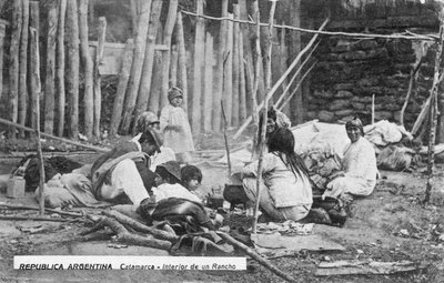 20 वीं शताब्दी की शुरुआत में काम पर एक परिवार, कैटामार्का, अर्जेंटीना द्वारा अज्ञात